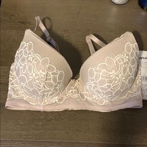NWOT 32D Aerie Push-up Bra